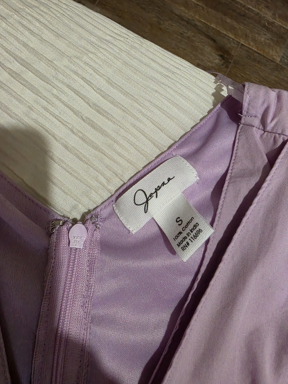 Japna Brand Like New Size Small Lilac Tie-Front Sleeveless Top - Picture 3 of 4